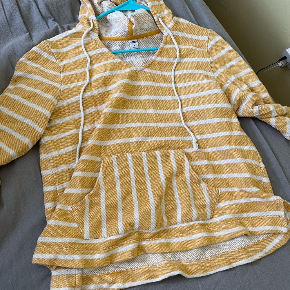 Beachy sweatshirt